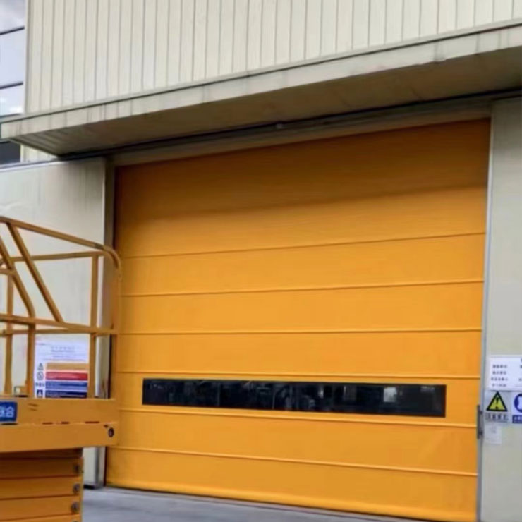 What are the characteristics of PVC rapid doors?